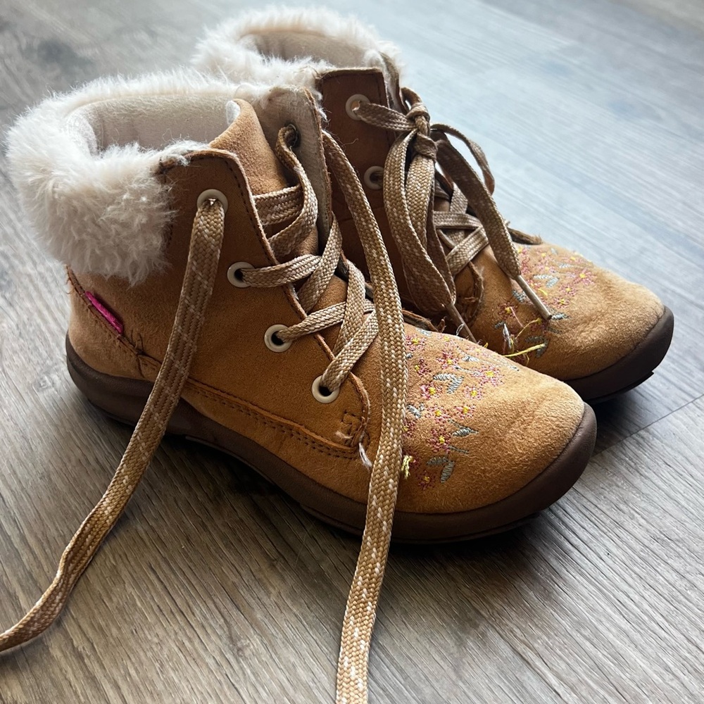 Cozy Brown Kids Boots